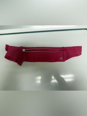 Lululemon Pink Running Waist Pack size S/M
